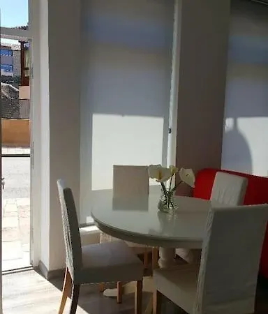 Apartment Puertu Chicu *